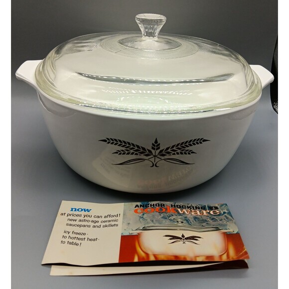 Anchor Hocking Black Wheat Leaf Cookware Casserole Dish with Lid - Picture 1 of 15